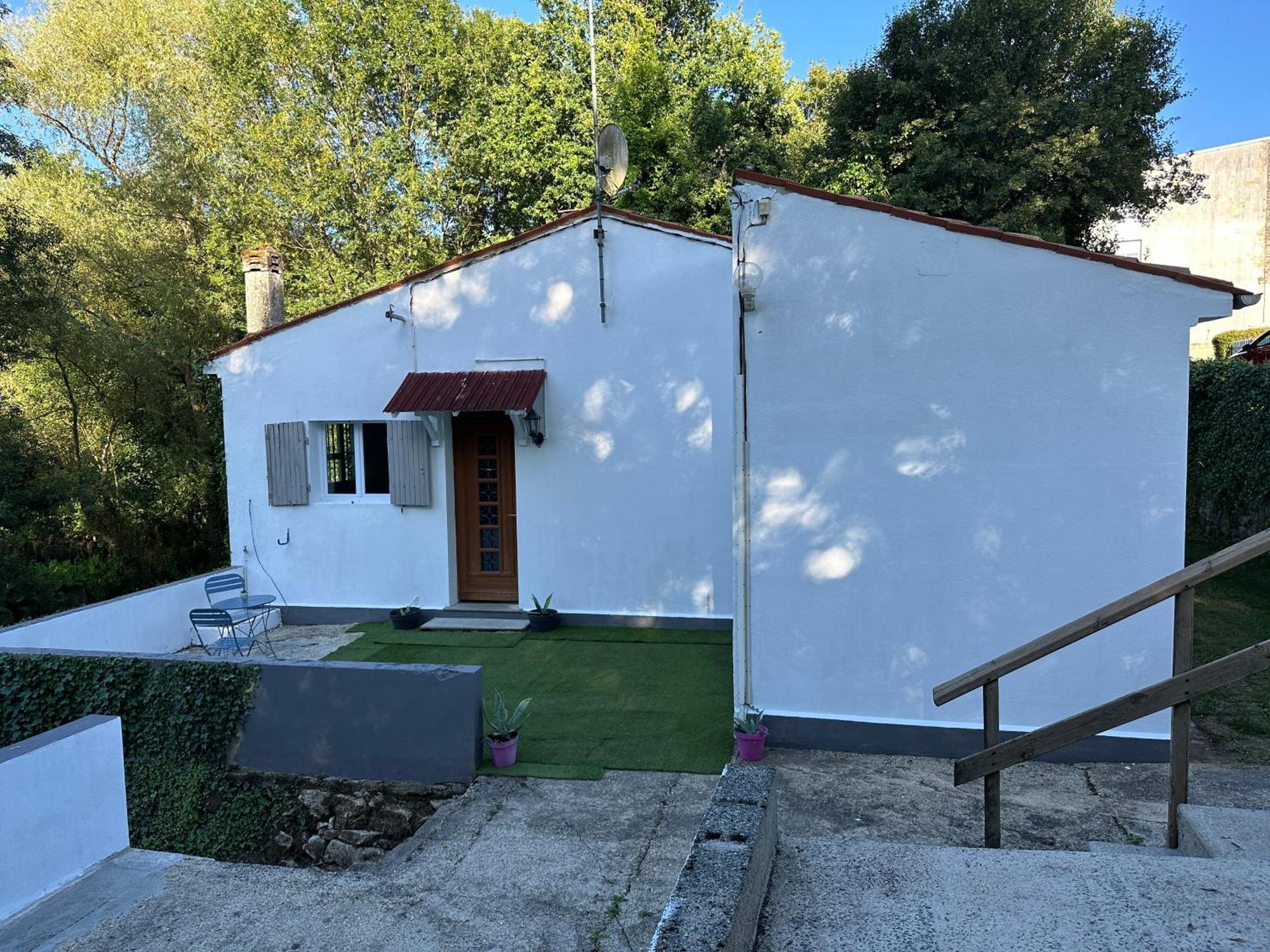Nickis House Βίλα Saint-Sauvant  Εξωτερικό φωτογραφία